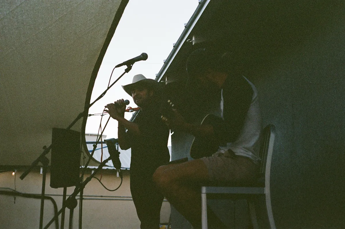 Photo by Scott Del Vecchio (35mm)